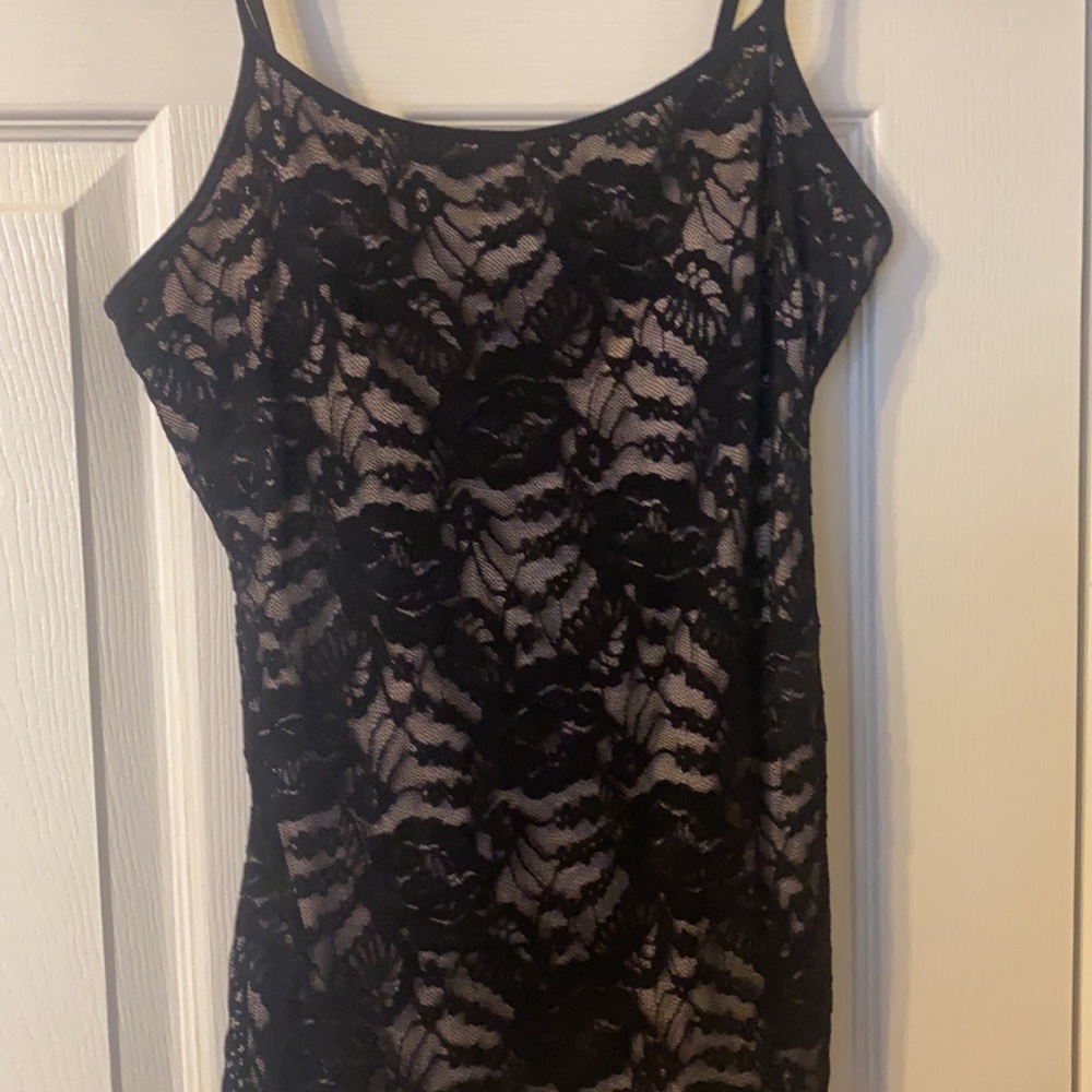 express women’s all size med, in great condition